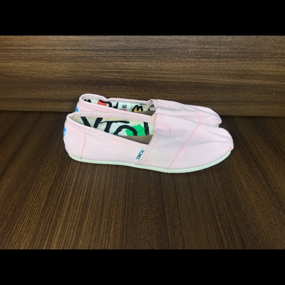 TOMS Women’s Pink Canvas Classics Size 10 - Picture 3 of 8